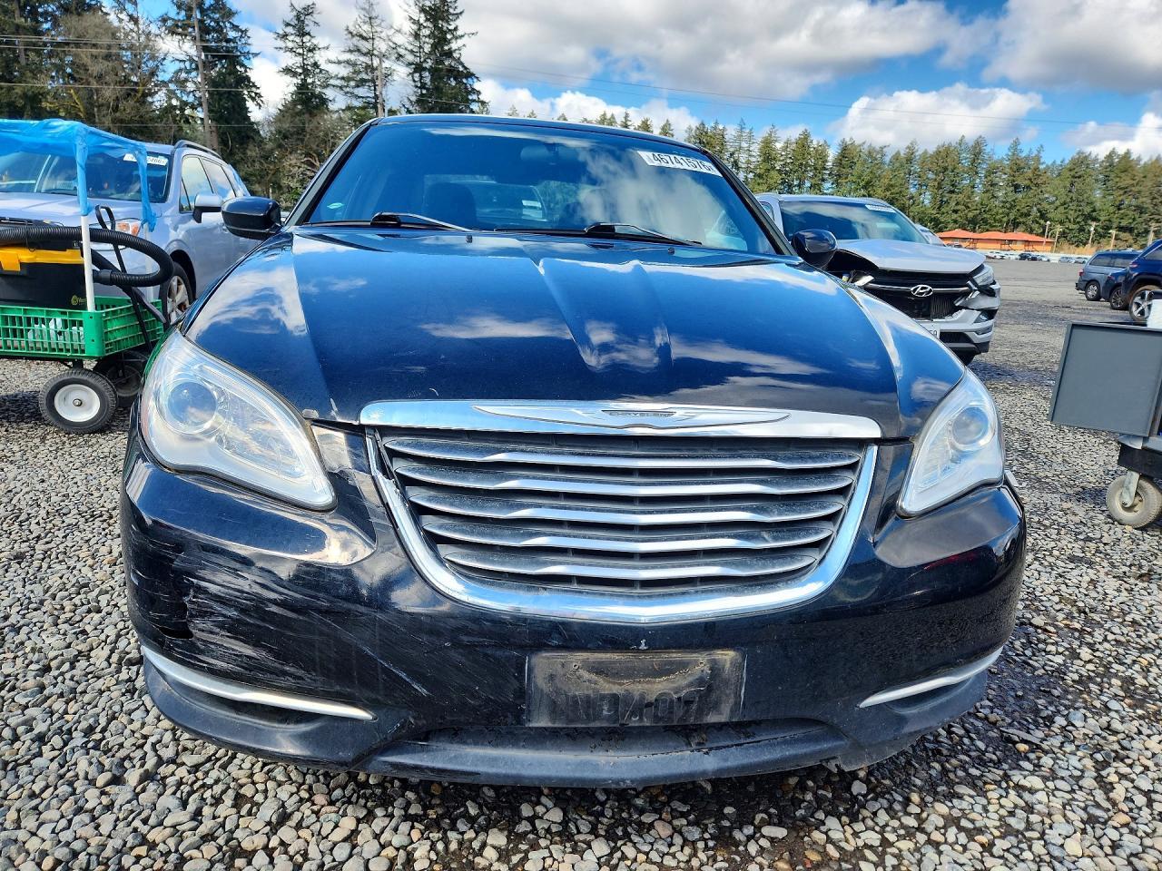 2014 CHRYSLER 200