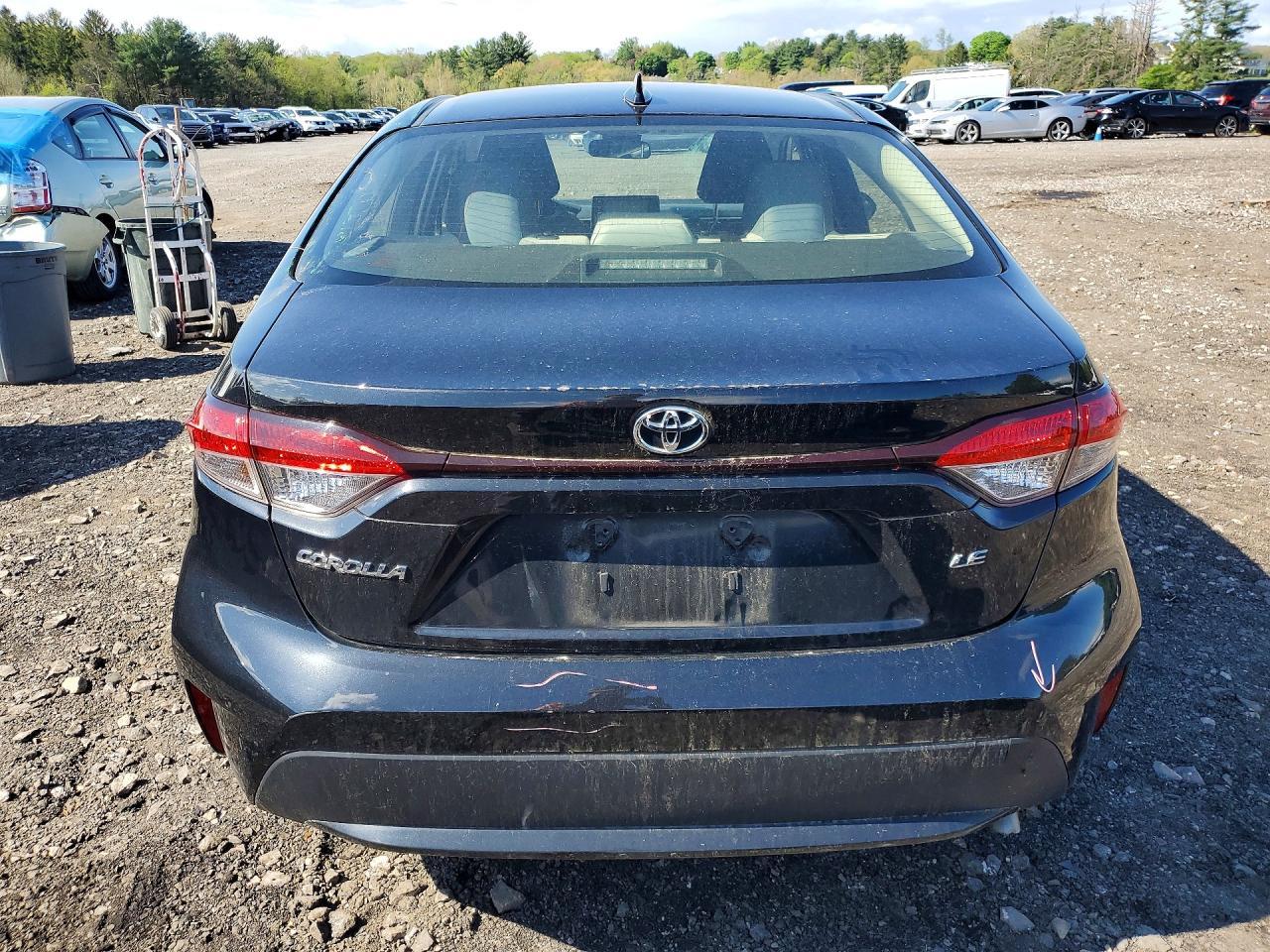 2022 TOYOTA COROLLA