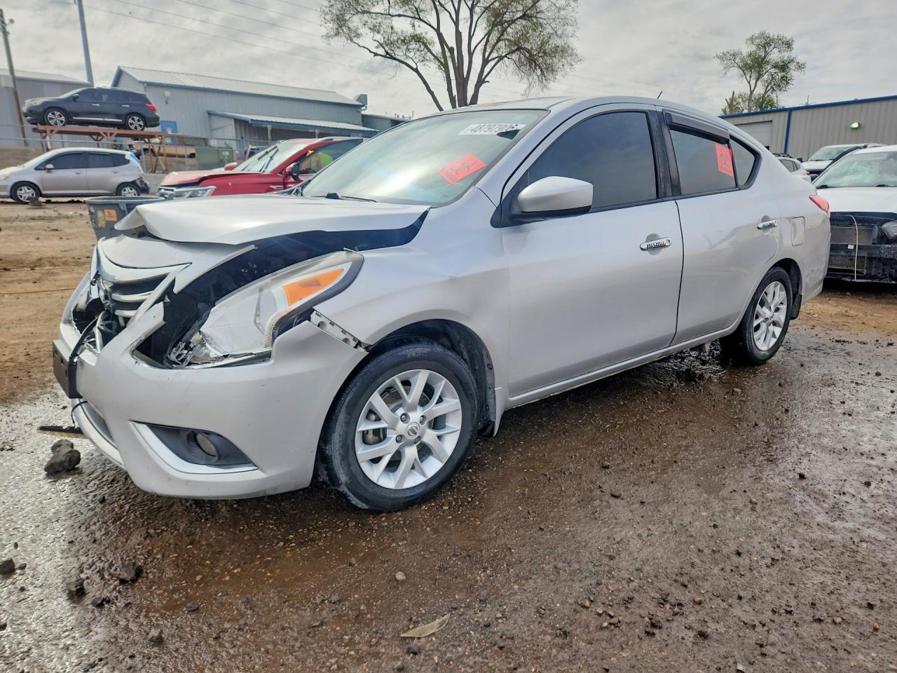2017 NISSAN VERSA