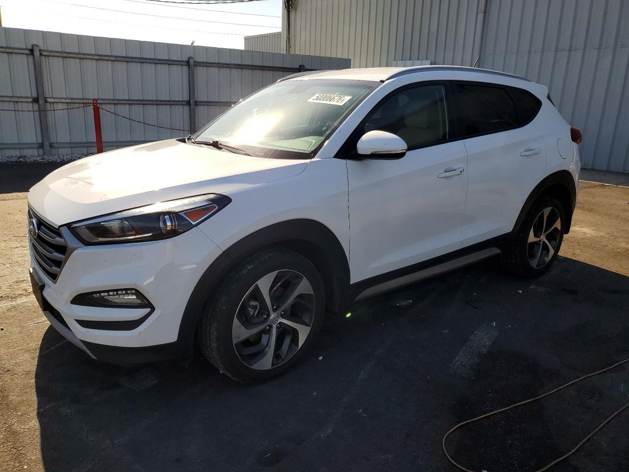 2017 HYUNDAI TUCSON