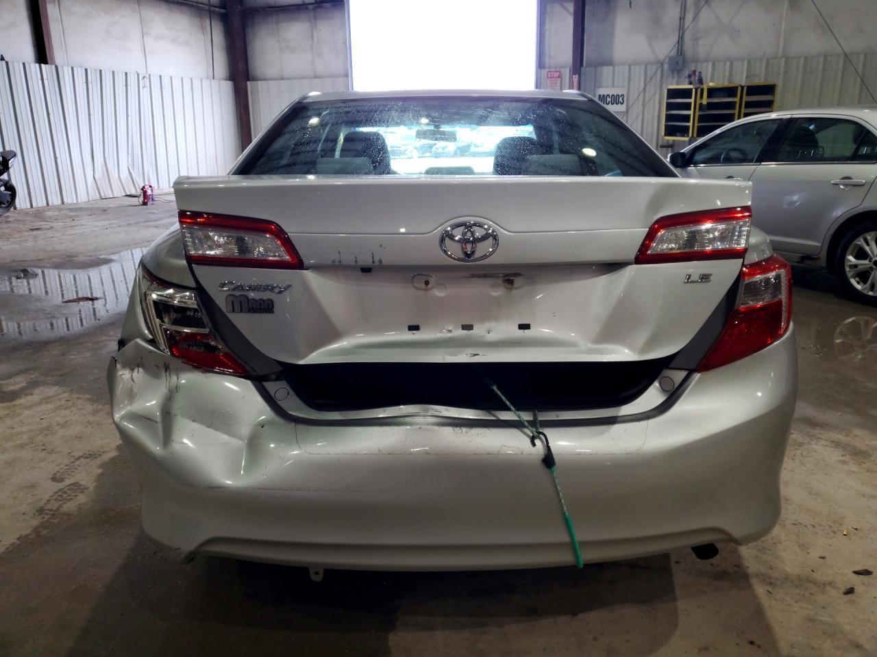 2014 TOYOTA CAMRY