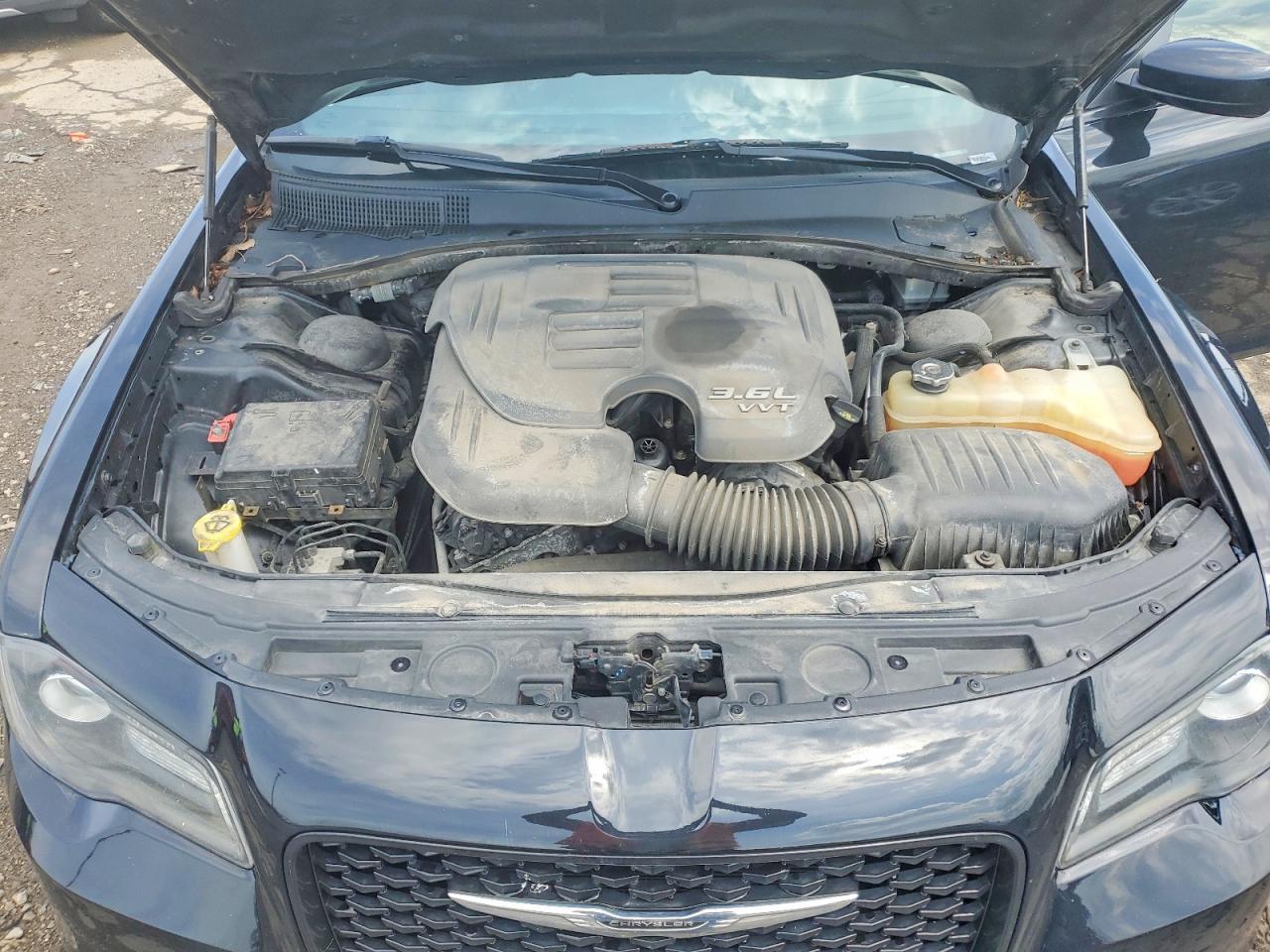 2016 CHRYSLER 300