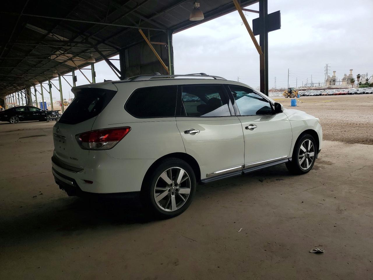 2014 NISSAN PATHFINDER