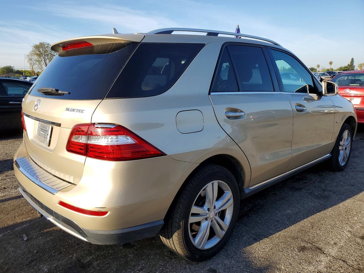 2012 MERCEDES-BENZ ML-Class
