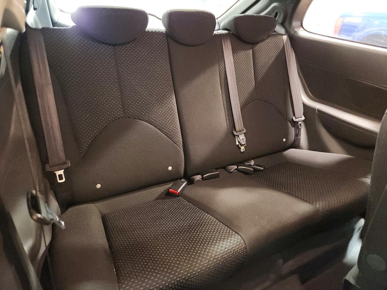 2011 HYUNDAI ACCENT