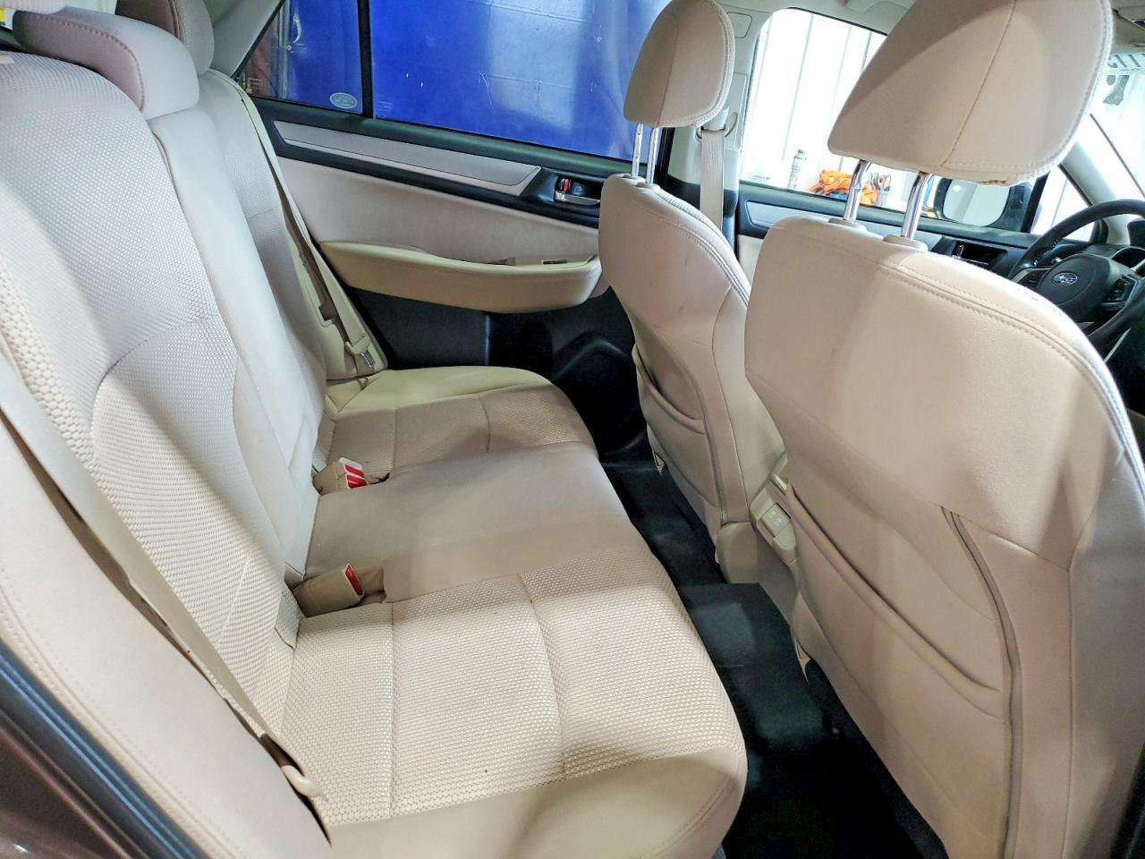 2019 SUBARU Outback