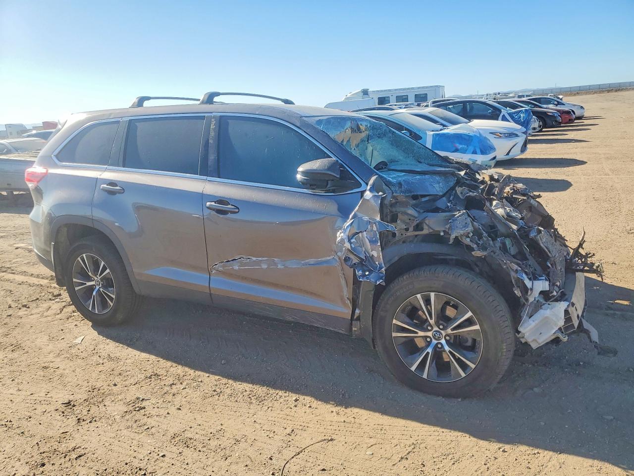 2019 TOYOTA HIGHLANDER