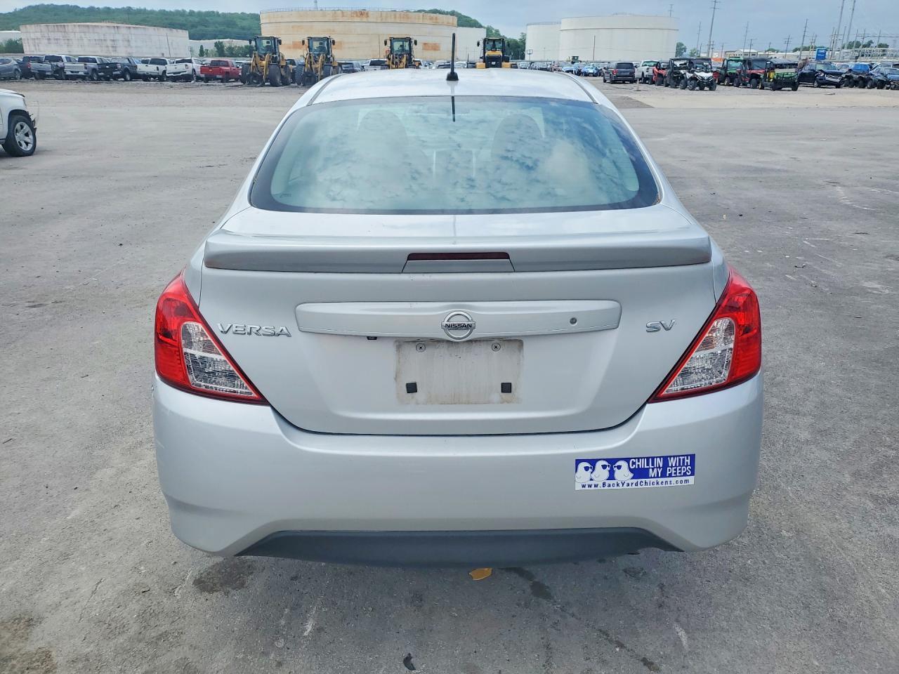 2019 NISSAN VERSA