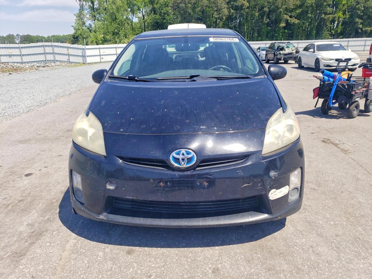 2011 TOYOTA PRIUS