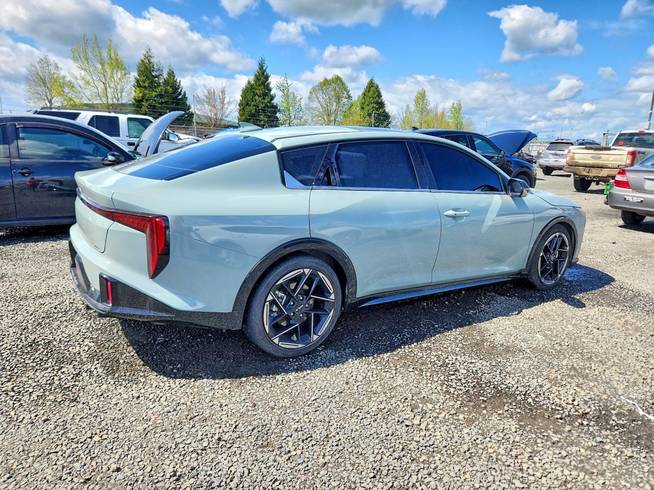 2025 KIA K4