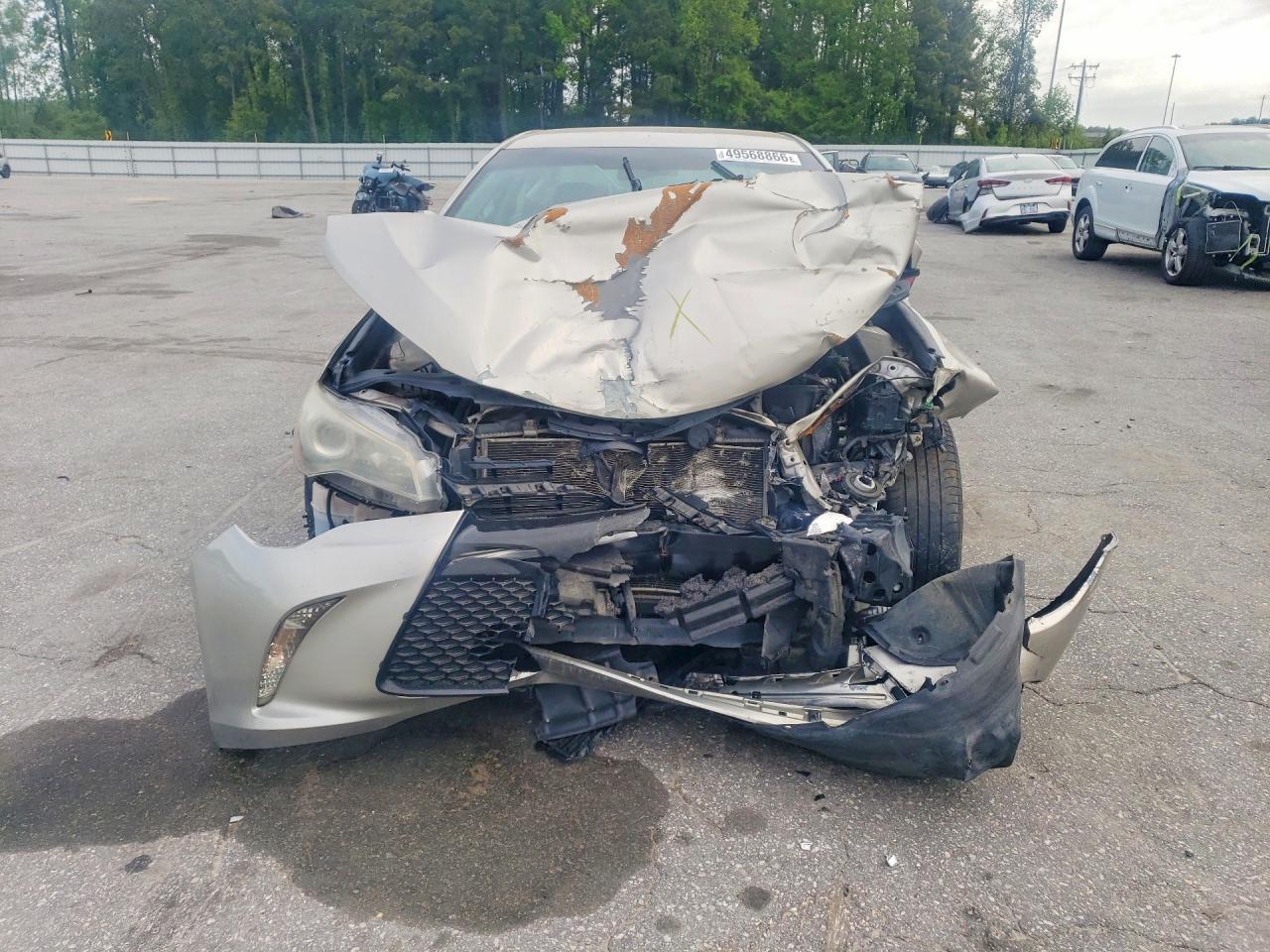 2016 TOYOTA CAMRY