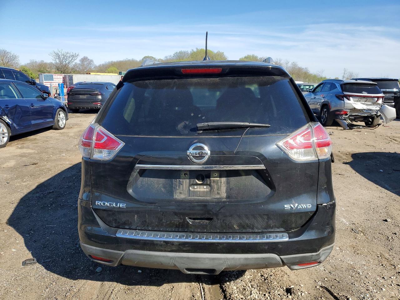 2016 NISSAN ROGUE
