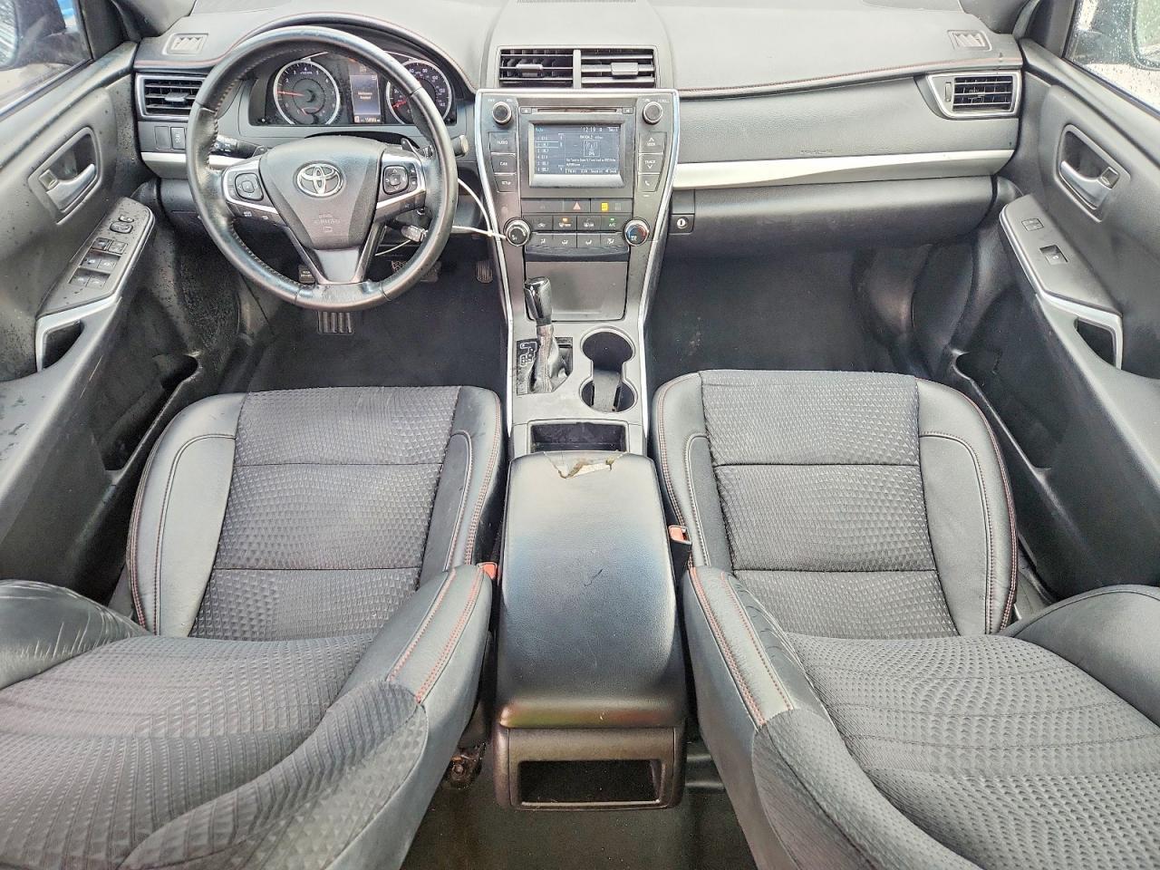 2015 TOYOTA CAMRY