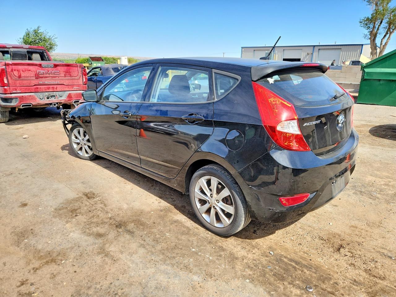 2012 HYUNDAI ACCENT
