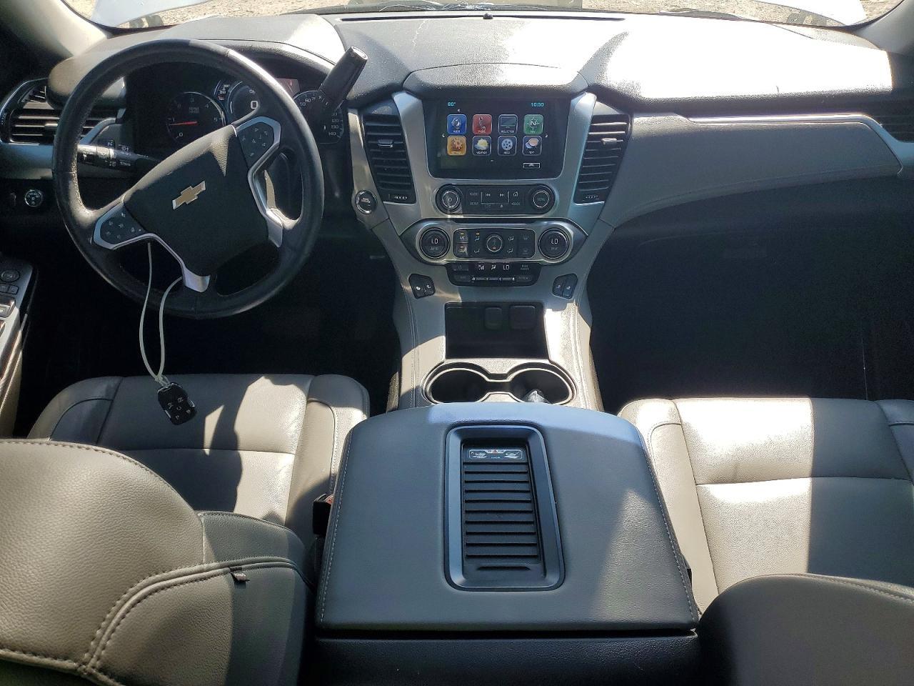 2017 CHEVROLET Suburban