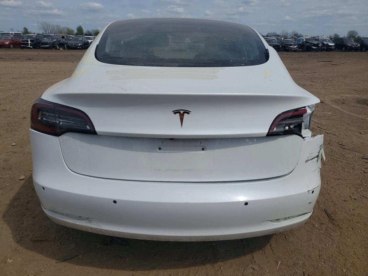 2021 TESLA MODEL 3
