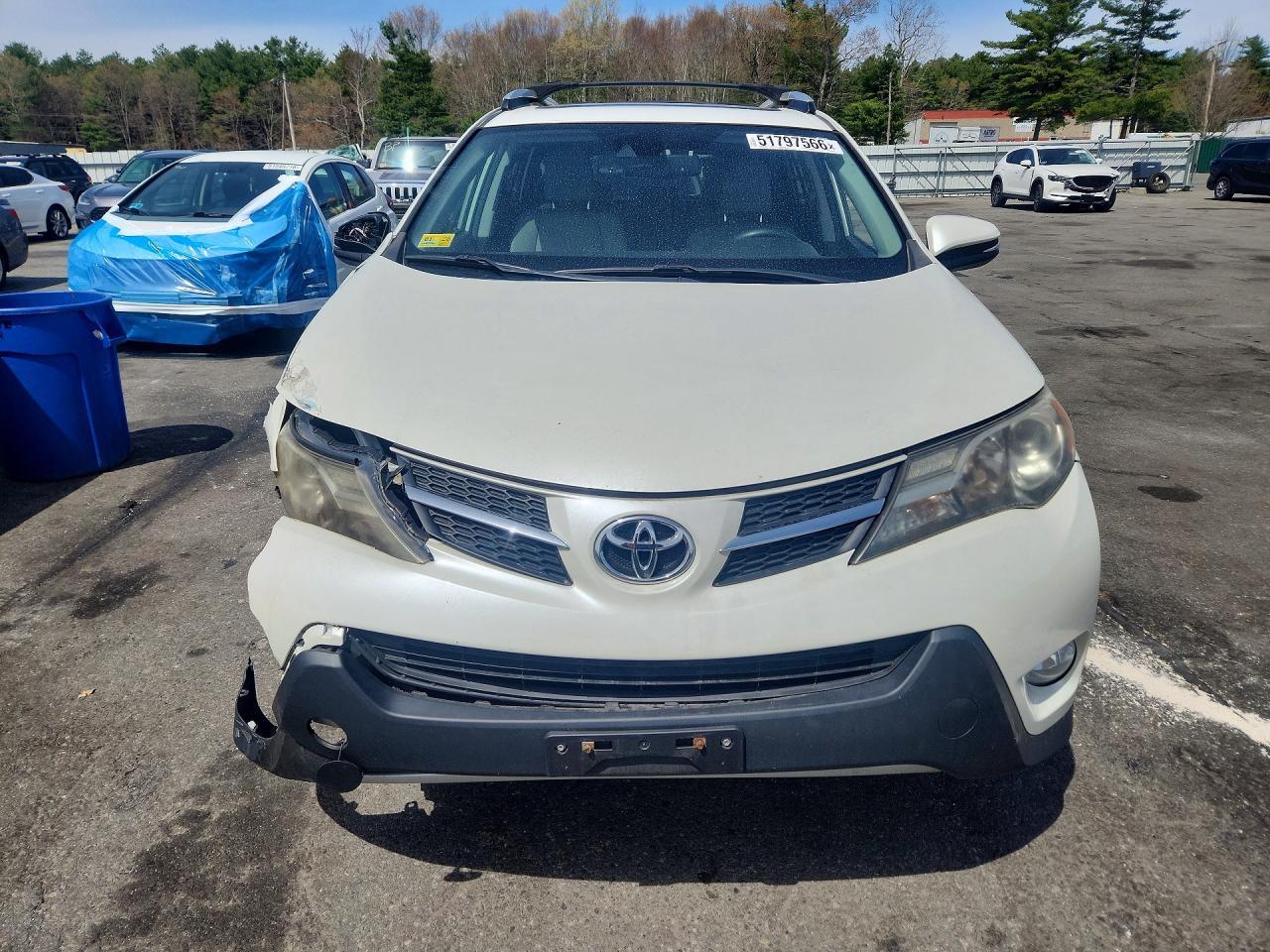 2015 TOYOTA RAV4