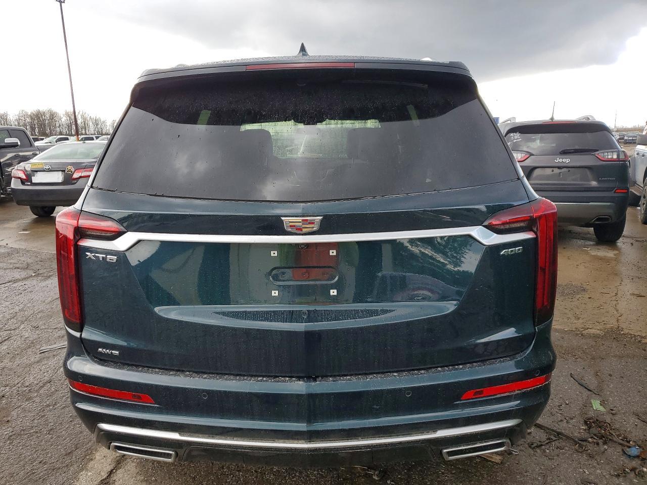 2025 CADILLAC XT6