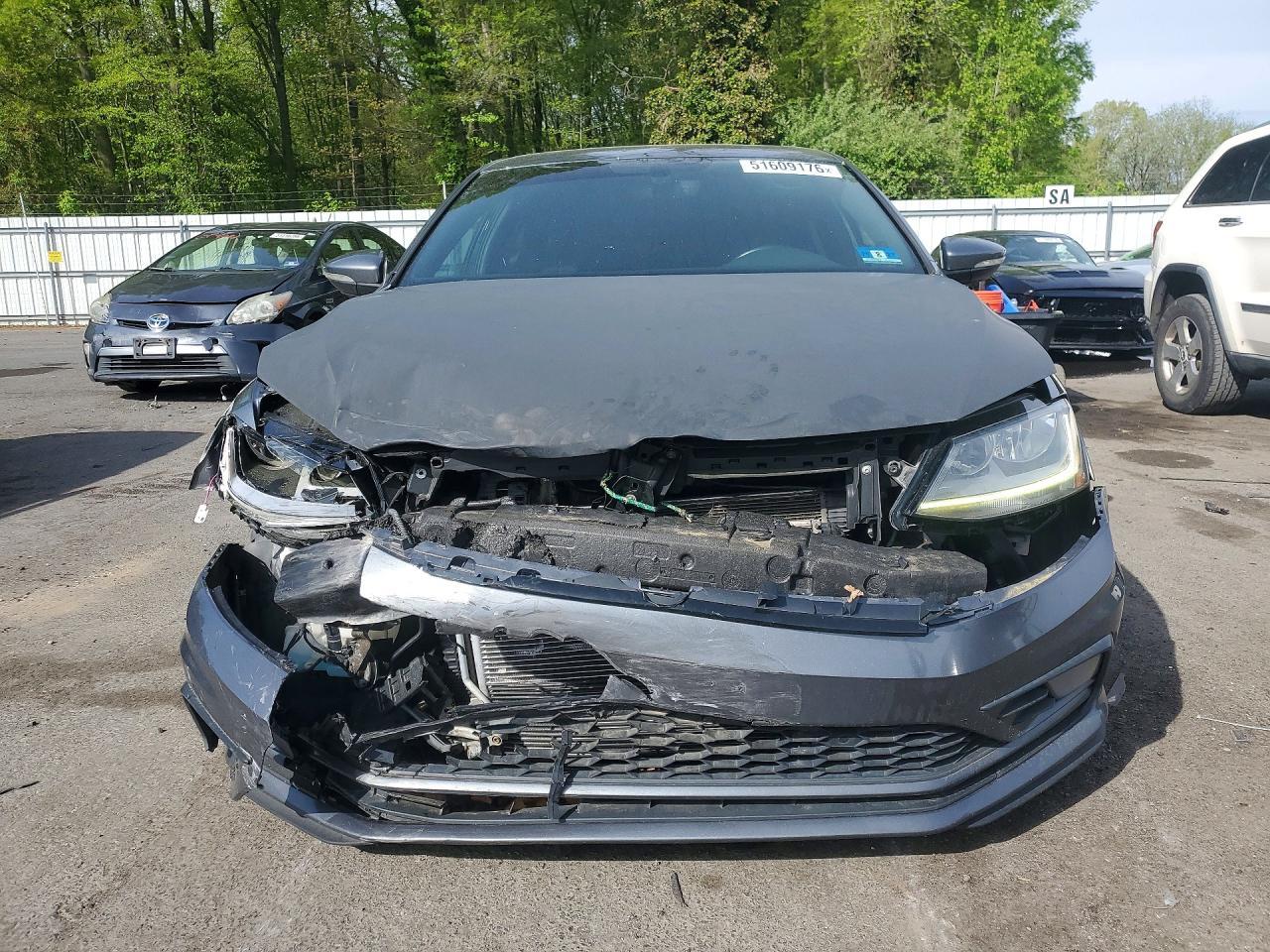 2018 VOLKSWAGEN JETTA