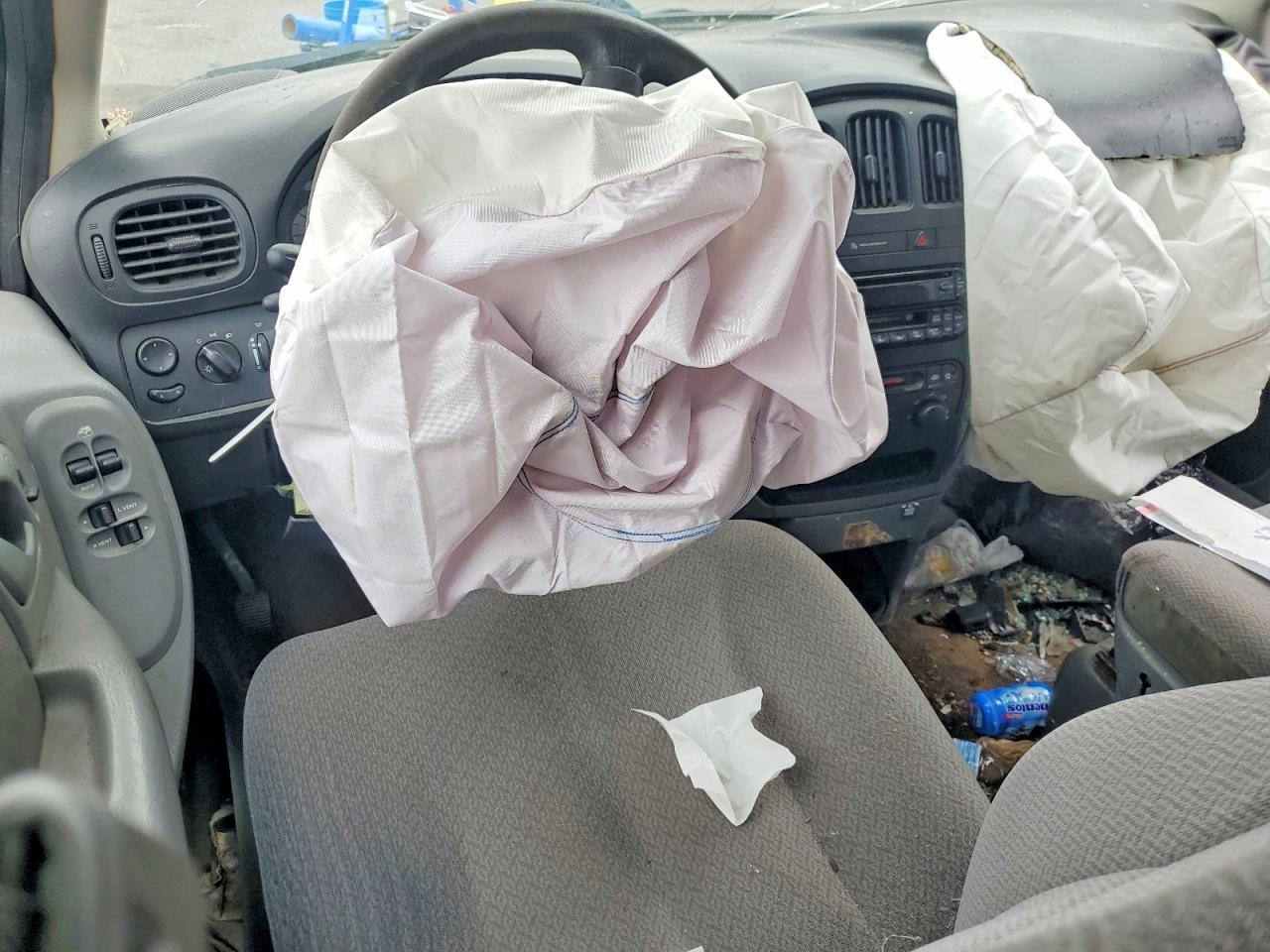 2006 DODGE CARAVAN