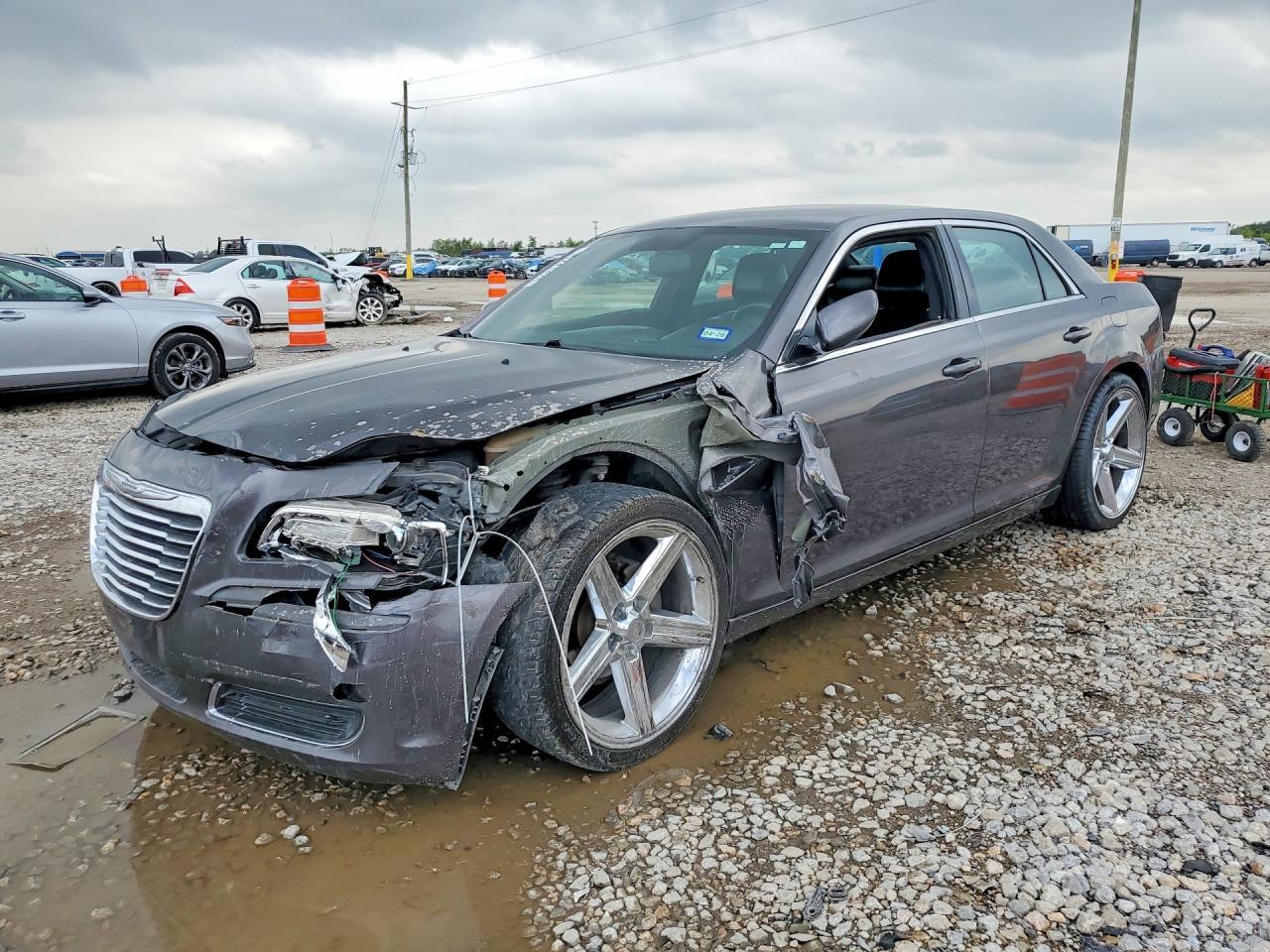 2014 CHRYSLER 300
