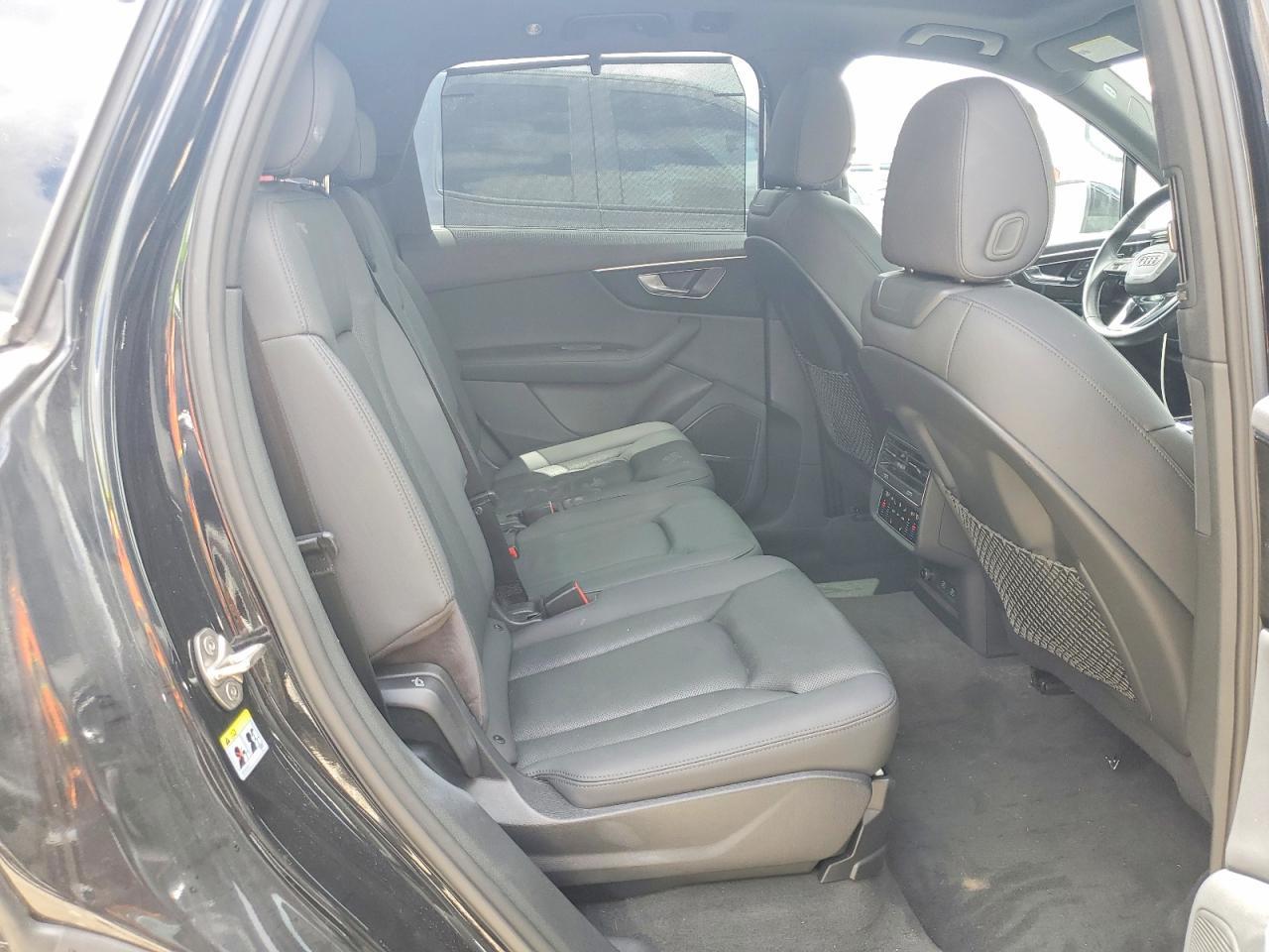 2021 AUDI Q7