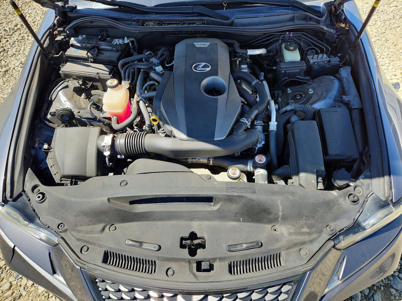 2017 LEXUS IS 200t