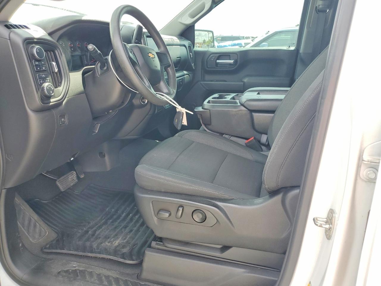 2022 CHEVROLET Silverado