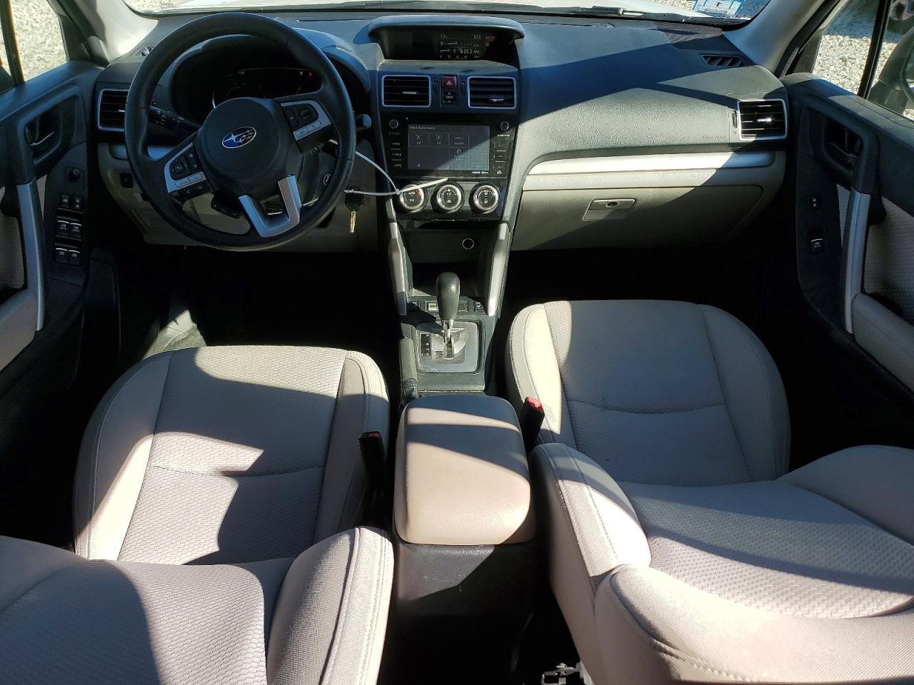 2017 SUBARU FORESTER
