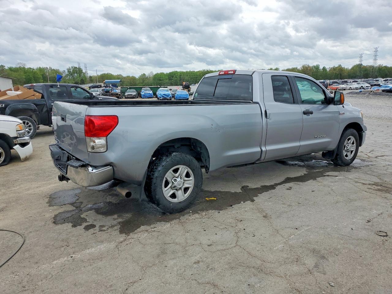 2008 TOYOTA TUNDRA