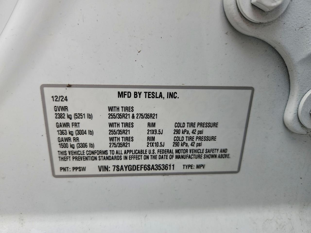 2025 TESLA MODEL Y