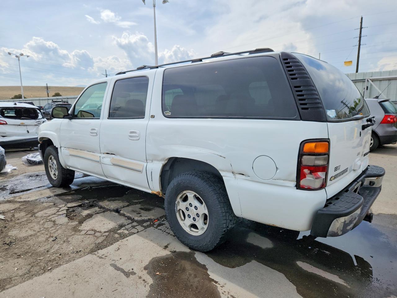 2004 CHEVROLET Suburban