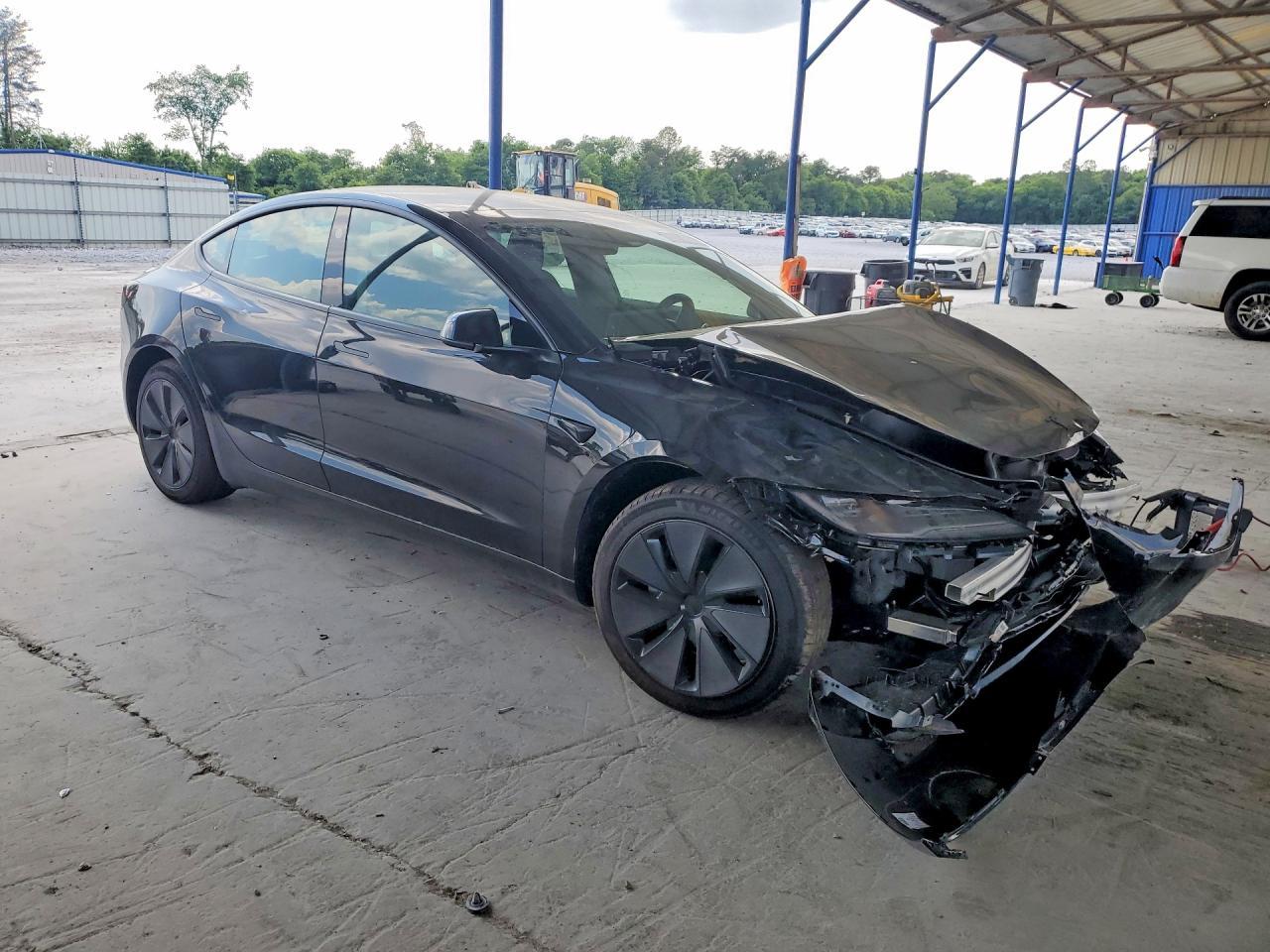 2026 TESLA MODEL 3