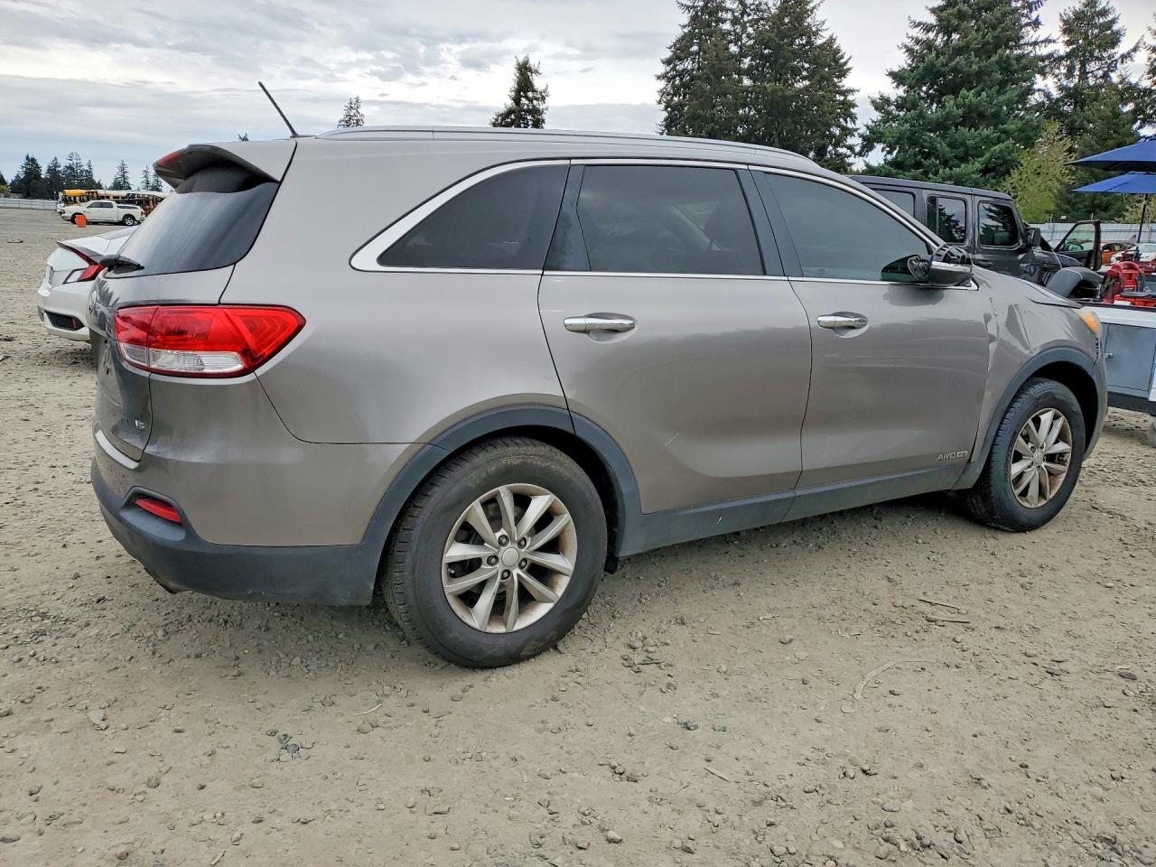 2017 KIA SORENTO