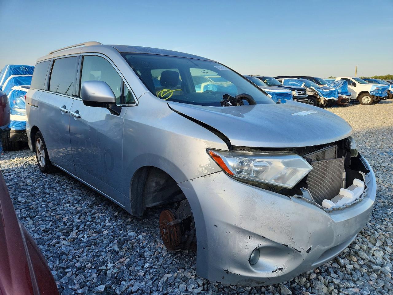 2017 NISSAN Quest