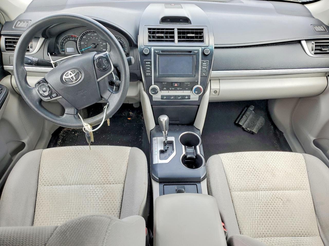 2014 TOYOTA CAMRY