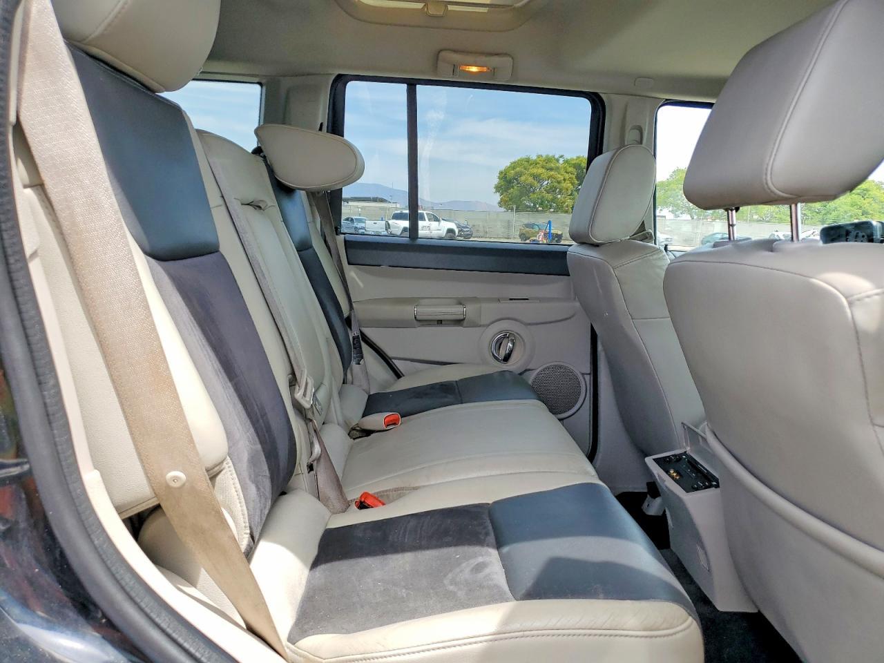 2007 JEEP Commander