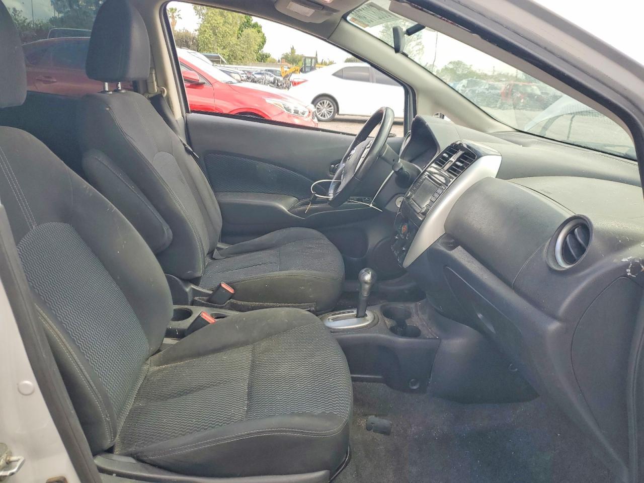 2016 NISSAN Versa Note