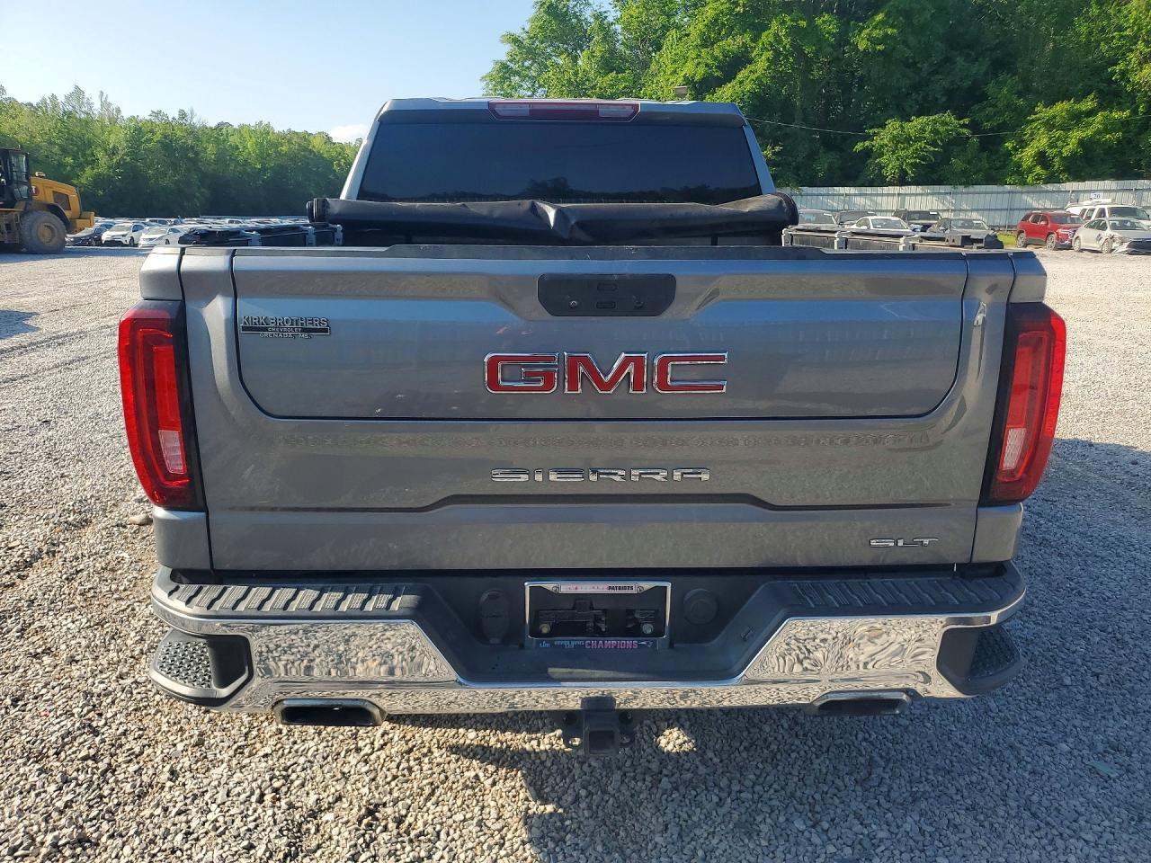 2021 GMC Sierra