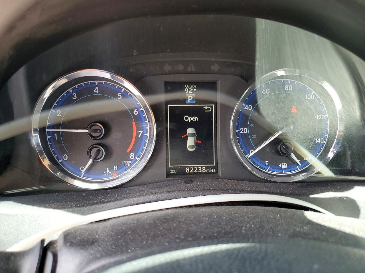 2018 TOYOTA COROLLA