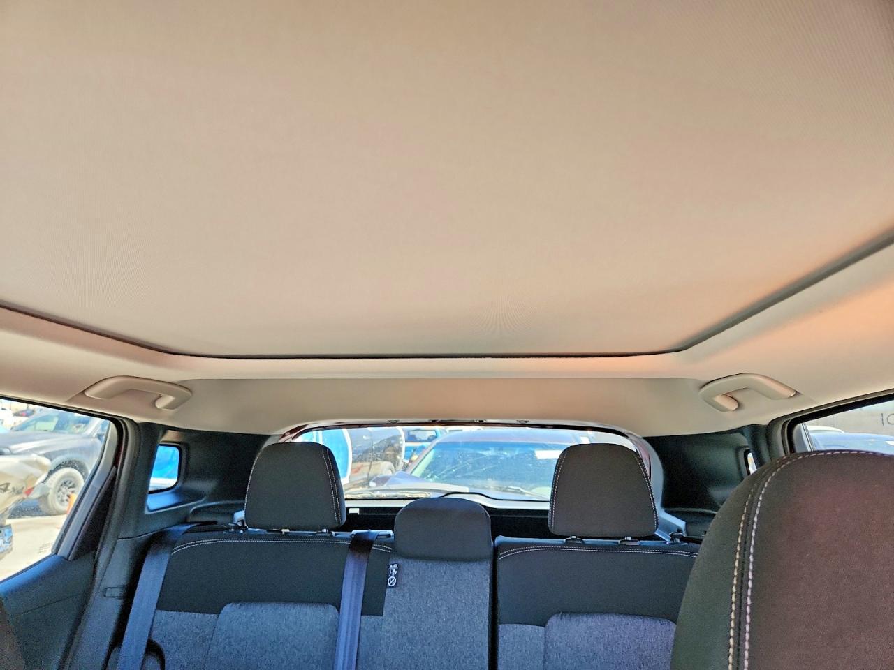 2025 NISSAN KICKS