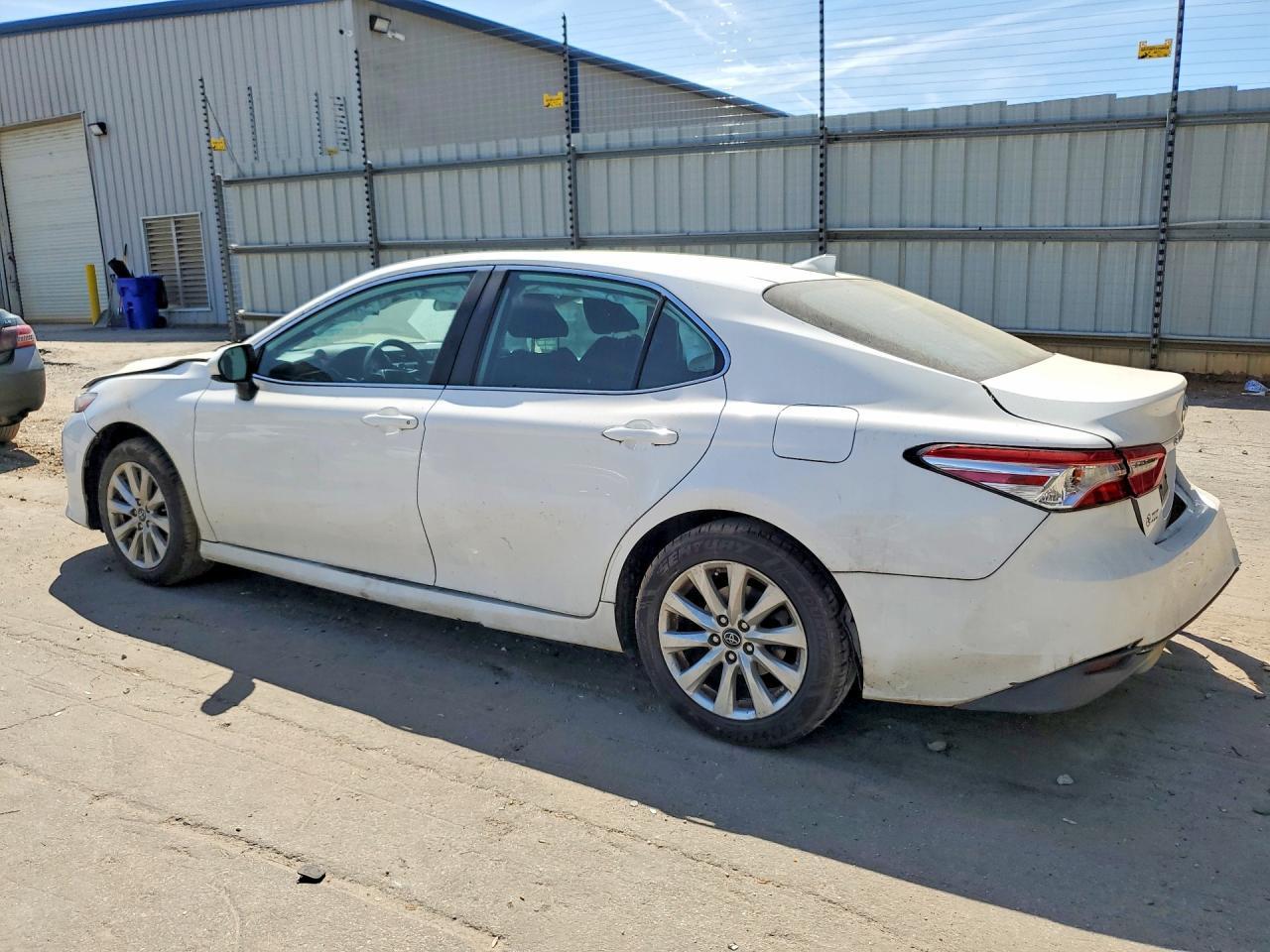 2019 TOYOTA CAMRY