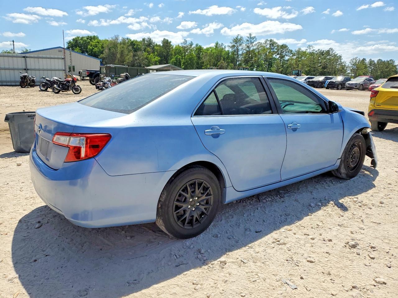 2012 TOYOTA CAMRY