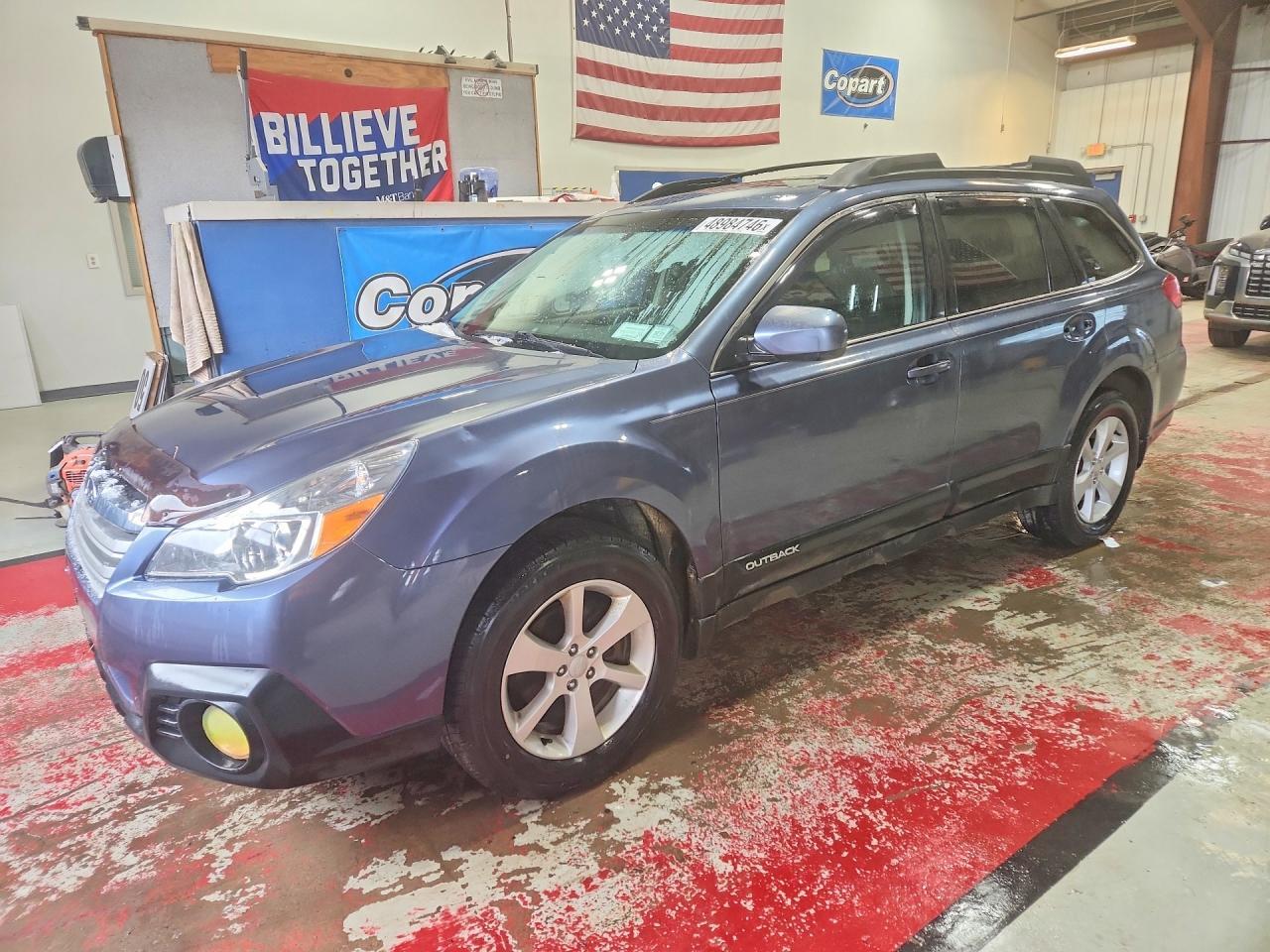 2013 SUBARU Outback