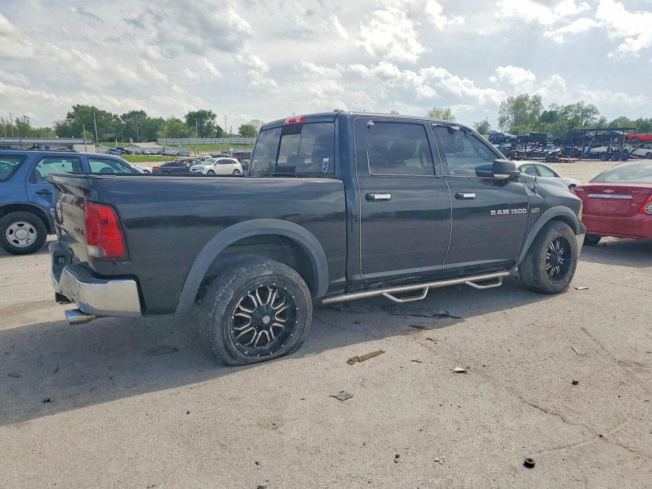 2011 DODGE RAM 1500