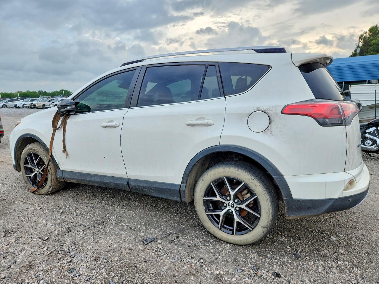 2016 TOYOTA RAV4