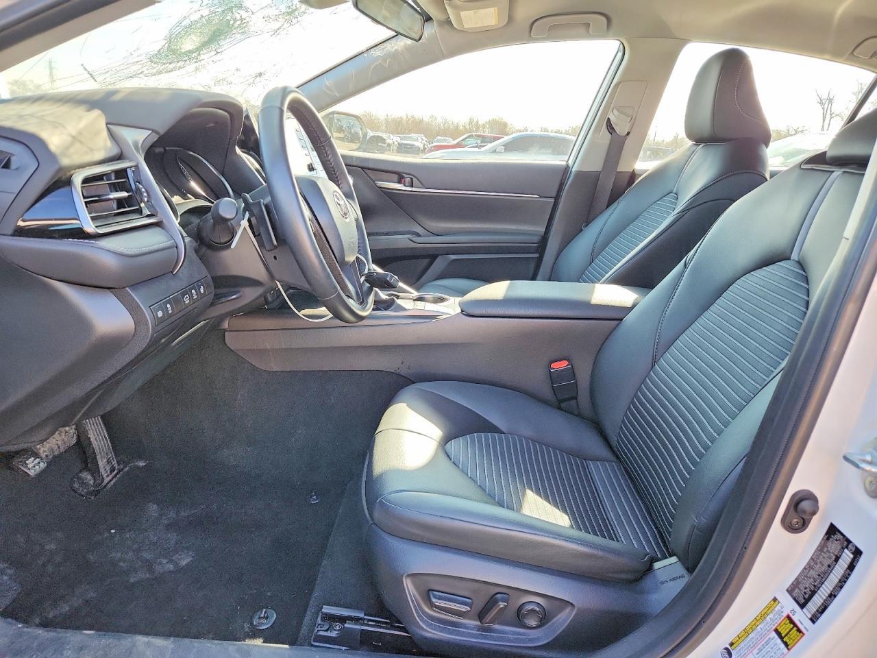 2024 TOYOTA CAMRY