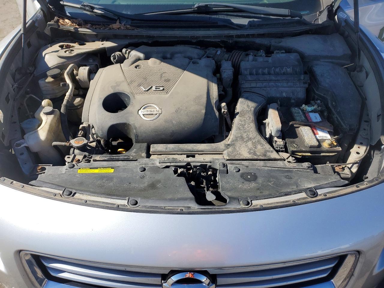 2014 NISSAN Maxima