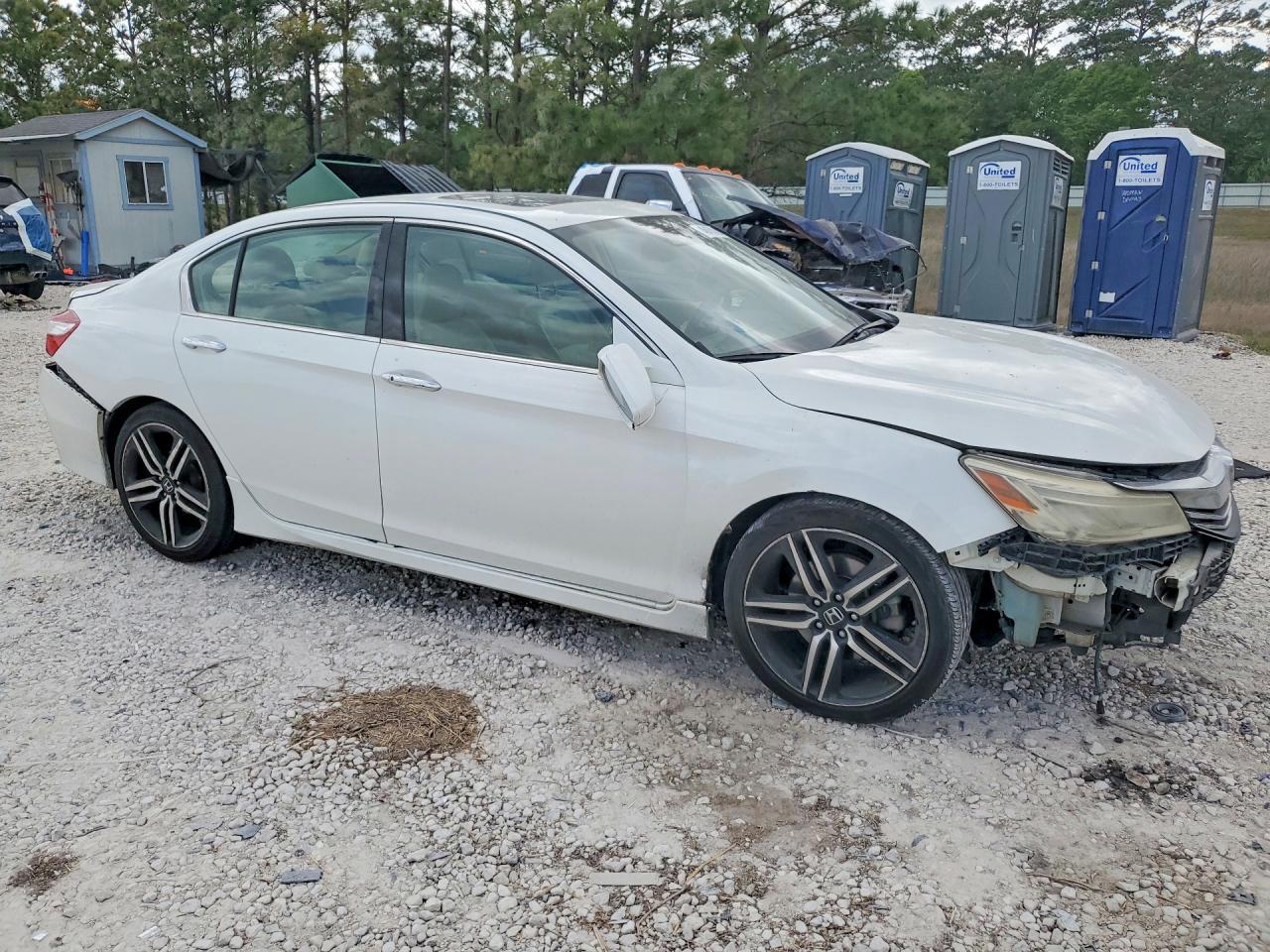 2017 HONDA ACCORD
