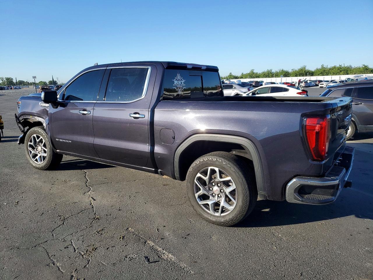 2023 GMC Sierra